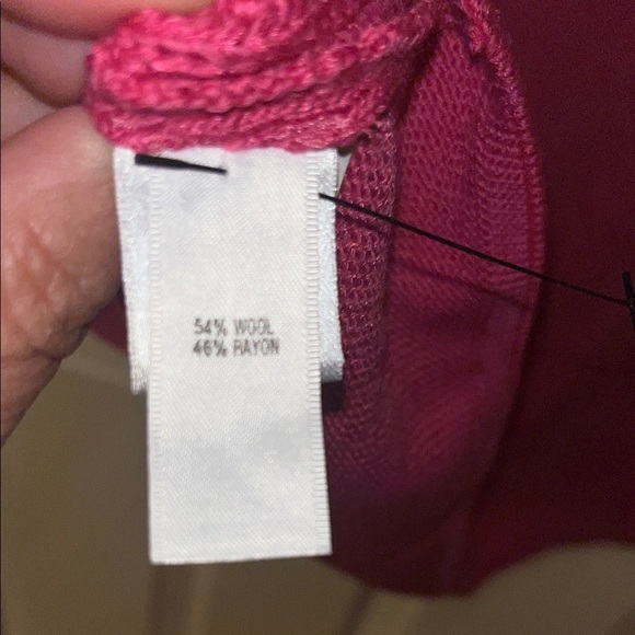 NWT St. John Fuchsia Knit Tank Top women’s size Medium - Picture 9 of 9